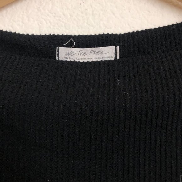 We The Free Main Squeeze Hacci off the shoulder Top Black sz XS - Picture 4 of 5